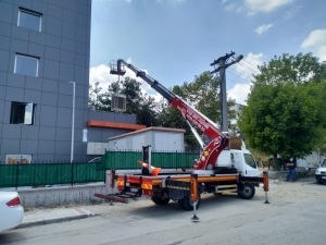 Osmangazi/Esentepe Sundurmanın Üzerine 300 Kglık 2 Adet Dış Ünite Klima Motoru Kondu.