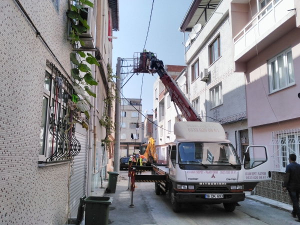 Osmangazi/Bursa Elektrik Kablosu Montaj Çalışması