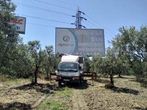 Nilüfer/Bursa Reklam Afişi Montaj Çalışması